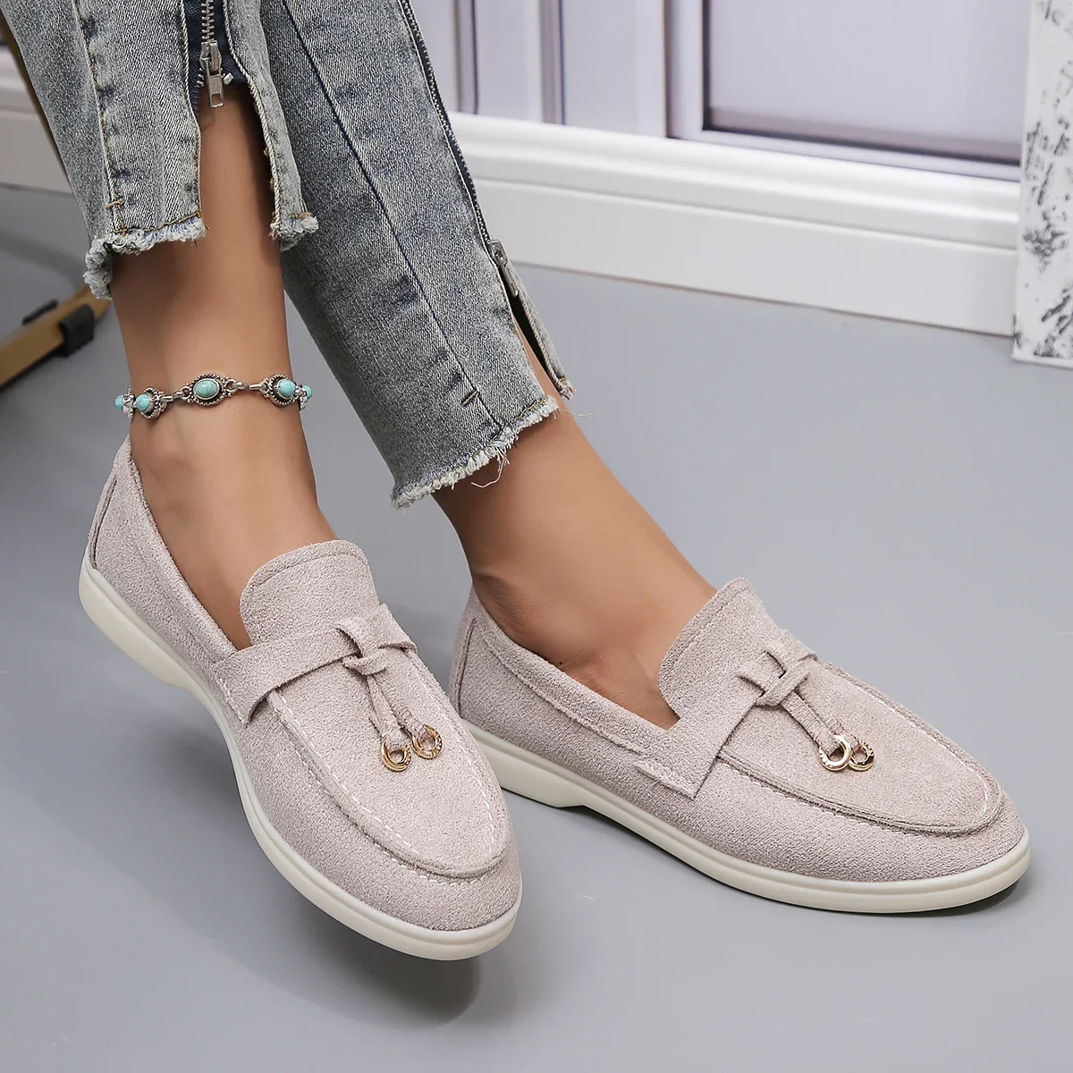 woman trend women loafers slip on ladies flats high quality spring autumn casual flat single shoe woman trend women loafers slip on ladies flats high quality spring autumn casual flat single shoe